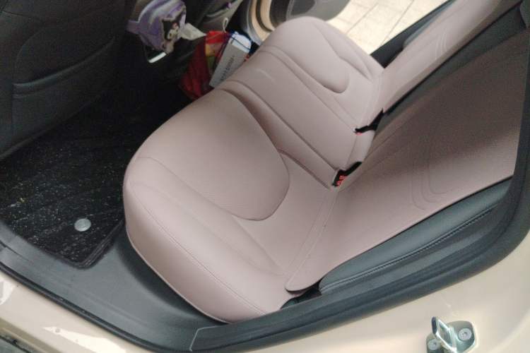Used XPeng MONA M03 2024 620 with Ultra-Long Range Left Rear Seat