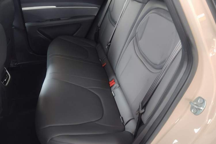 Used XPeng MONA M03 2024 620 with Ultra-Long Range Left Rear Seat
