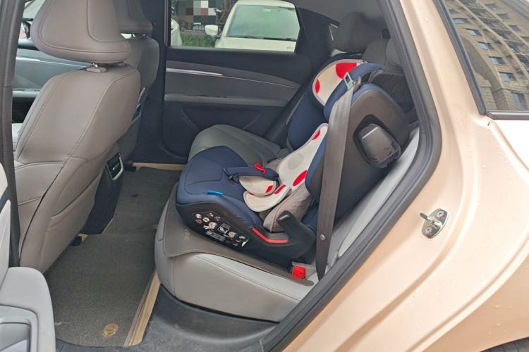 Used XPeng MONA M03 2024 620 with Ultra-Long Range Left Rear Seat