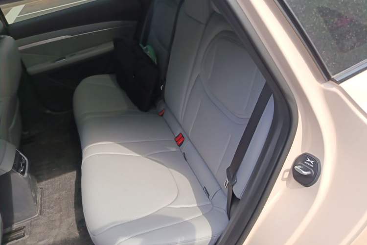 Used XPeng MONA M03 2024 620 with Ultra-Long Range Left Rear Seat
