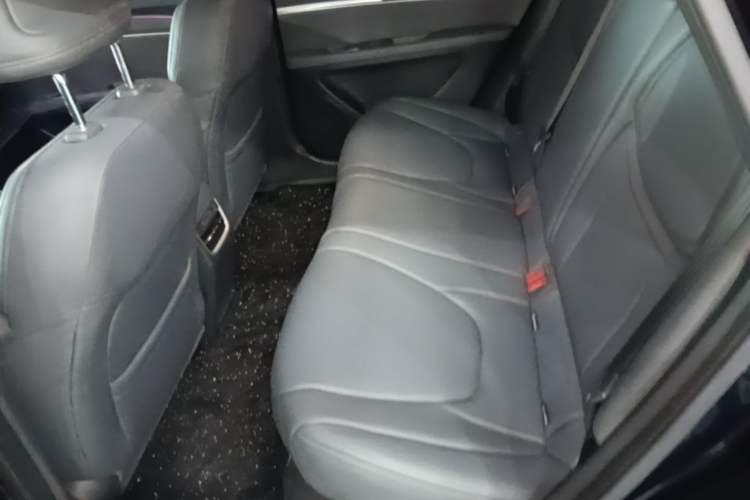 Used XPeng MONA M03 2024 620 with Ultra-Long Range Left Rear Seat