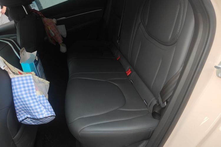Used XPeng MONA M03 2024 620 with Ultra-Long Range Left Rear Seat