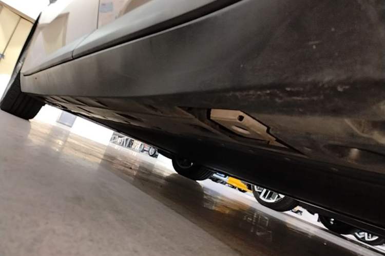 Used XPeng MONA M03 2024 620 with Ultra-Long Range Left Side Sill