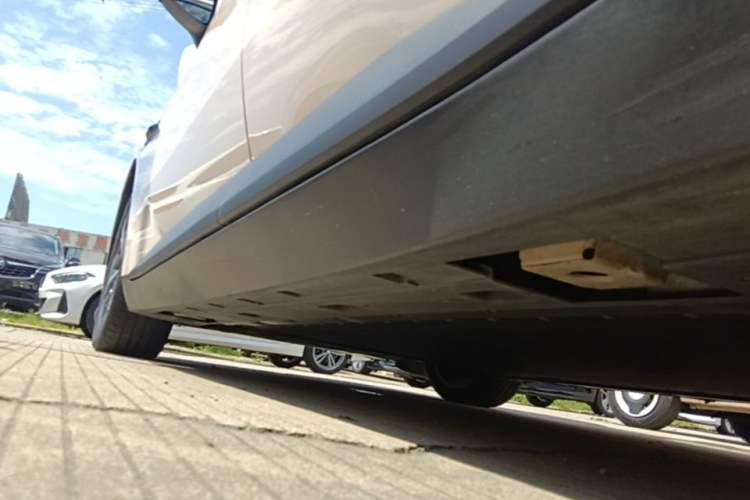 Used XPeng MONA M03 2024 620 with Ultra-Long Range Left Side Sill