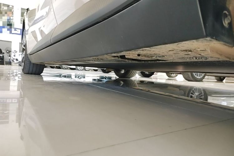 Used XPeng MONA M03 2024 620 with Ultra-Long Range Left Side Sill