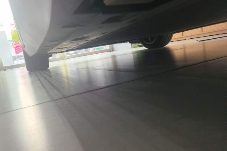 Used XPeng MONA M03 2024 620 with Ultra-Long Range Left Side Sill