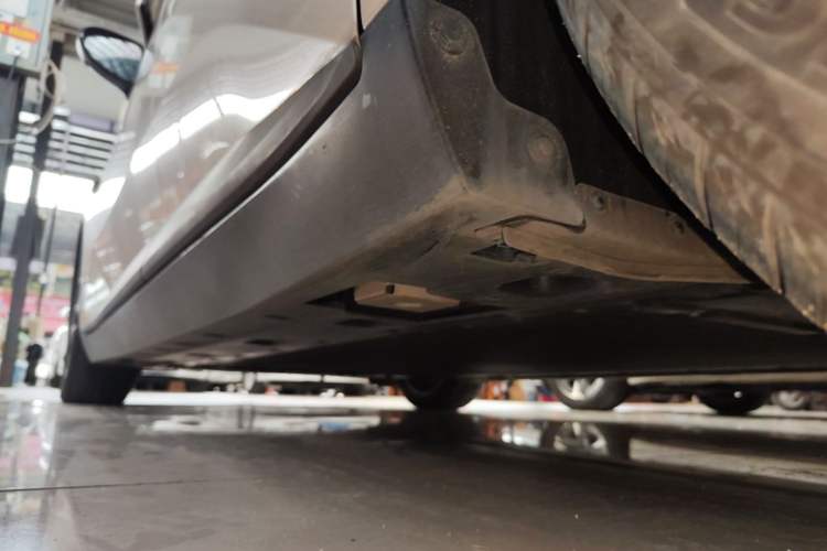 Used XPeng MONA M03 2024 515 Long-Range Left Side Sill