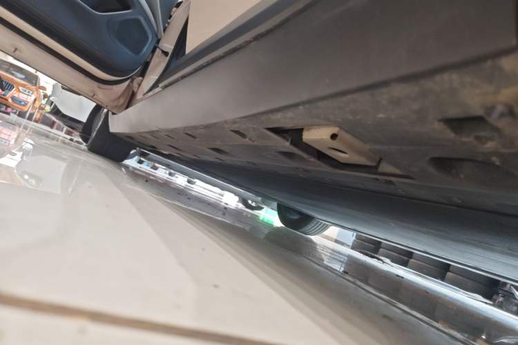 Used XPeng MONA M03 2024 620 with Ultra-Long Range Left Side Sill