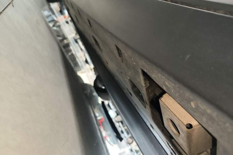 Used XPeng MONA M03 2024 620 with Ultra-Long Range Left Side Sill