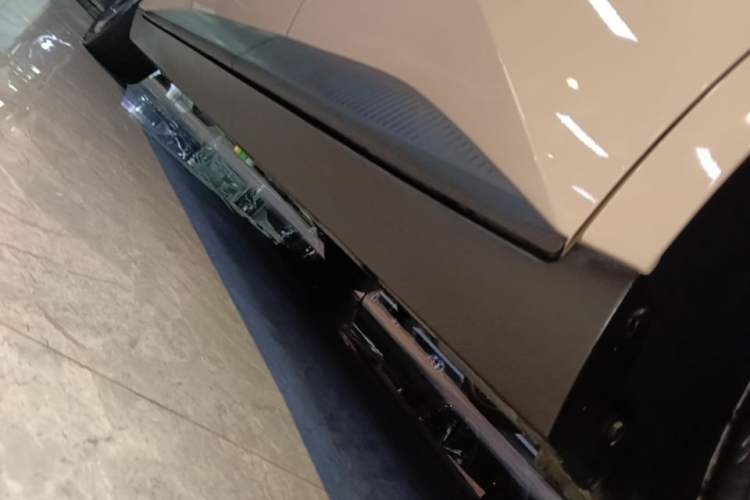 Used XPeng MONA M03 2024 620 with Ultra-Long Range Left Side Sill