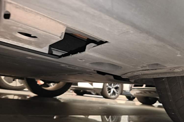 Used XPeng MONA M03 2024 620 with Ultra-Long Range Left Side Sill