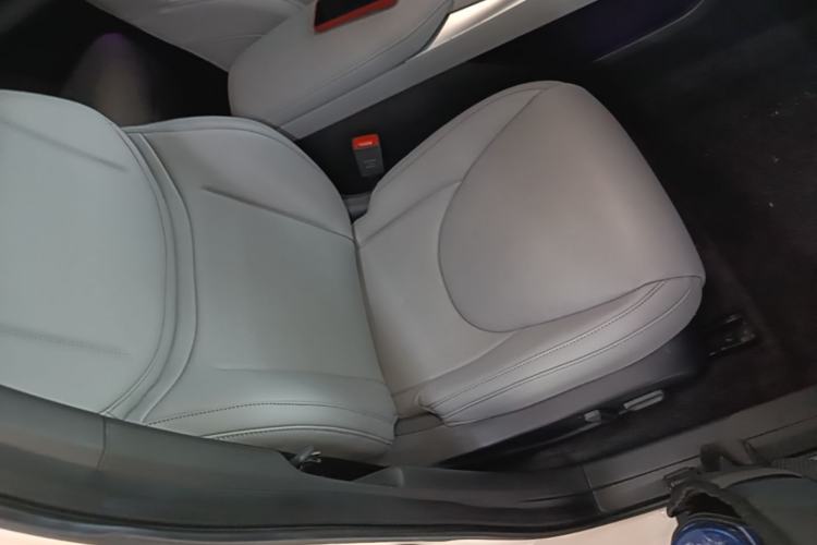 Used XPeng MONA M03 2024 515 Long-Range Right Front Seat