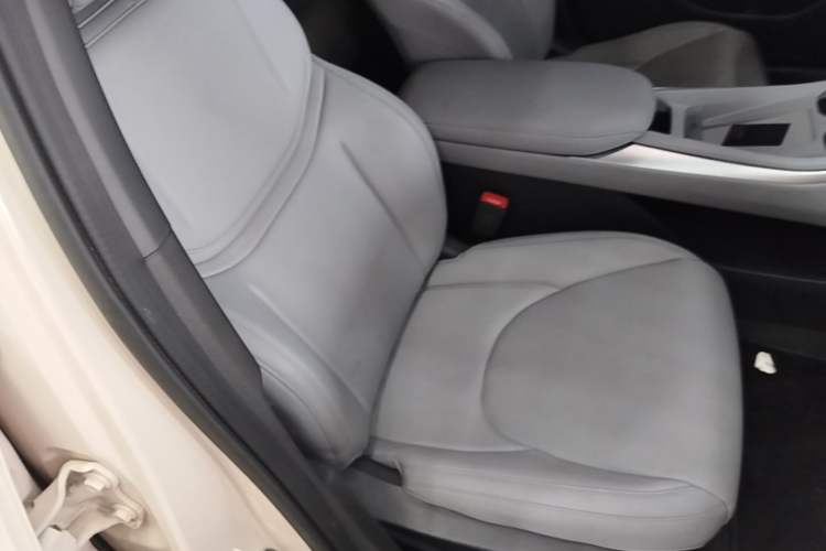 Used XPeng MONA M03 2024 515 Long-Range Right Front Seat
