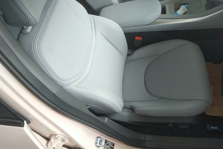 Used XPeng MONA M03 2024 620 with Ultra-Long Range Right Front Seat