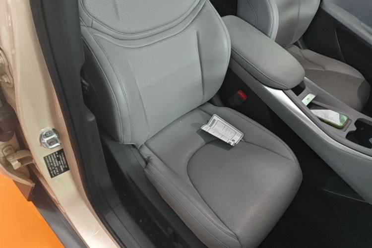 Used XPeng MONA M03 2024 620 with Ultra-Long Range Right Front Seat
