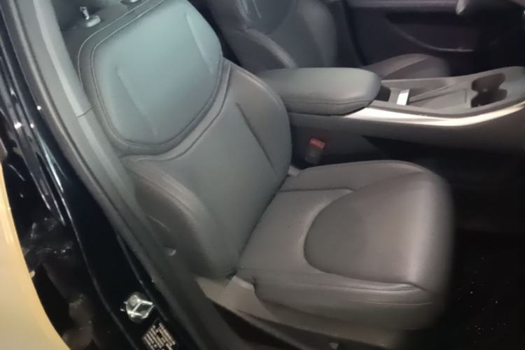 Used XPeng MONA M03 2024 620 with Ultra-Long Range Right Front Seat