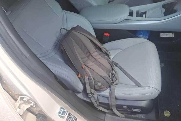 Used XPeng MONA M03 2024 620 with Ultra-Long Range Right Front Seat