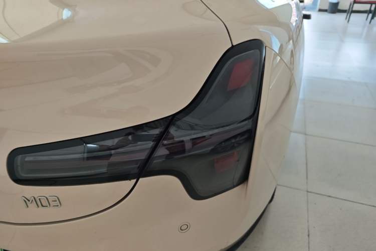 Used XPeng MONA M03 2024 620 with Ultra-Long Range Right Rear Taillight