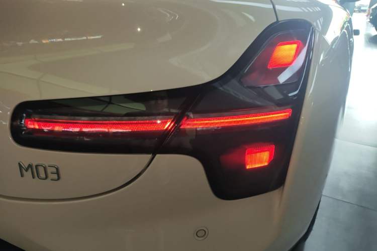 Used XPeng MONA M03 2024 620 with Ultra-Long Range Right Rear Taillight