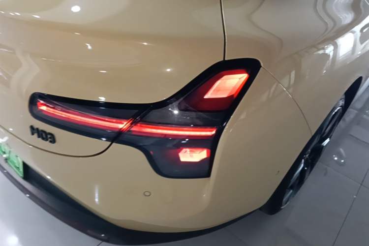 Used XPeng MONA M03 2024 620 with Ultra-Long Range Right Rear Taillight