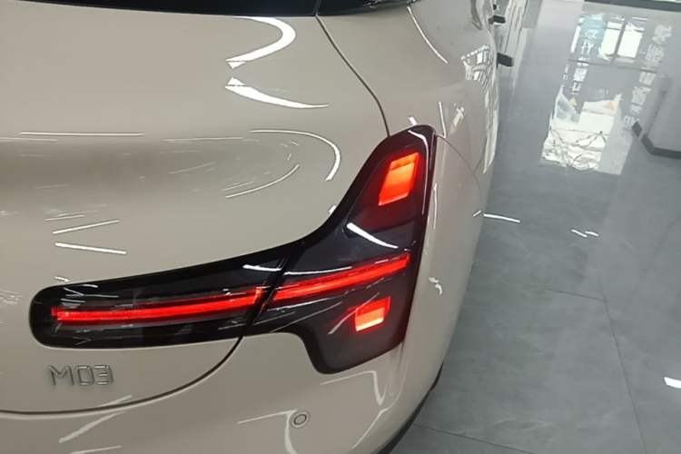 Used XPeng MONA M03 2024 620 with Ultra-Long Range Right Rear Taillight