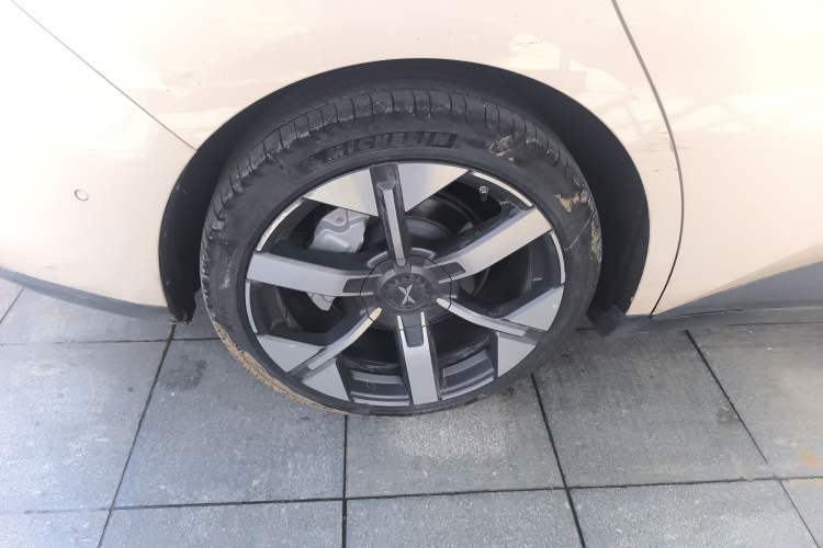 Used XPeng MONA M03 2024 620 with Ultra-Long Range Right Rear Wheel Hub