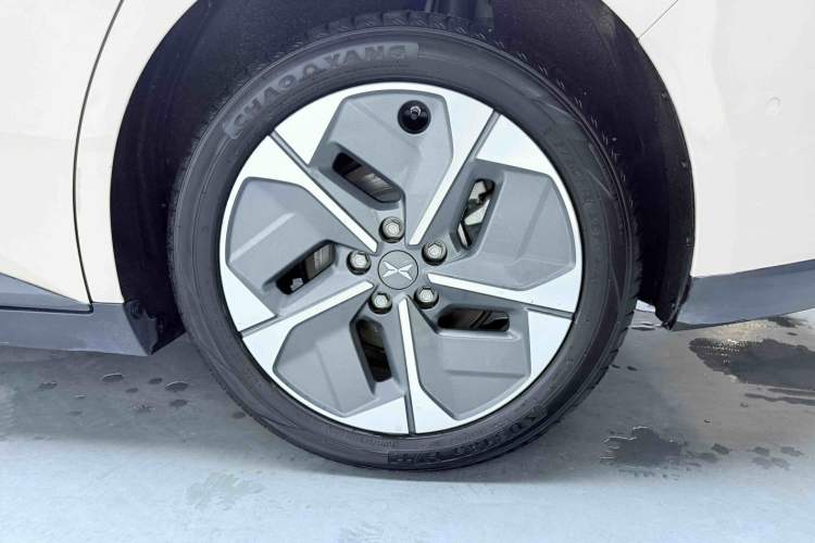 Used XPeng MONA M03 2024 515 Long-Range Right Rear Wheel Hub