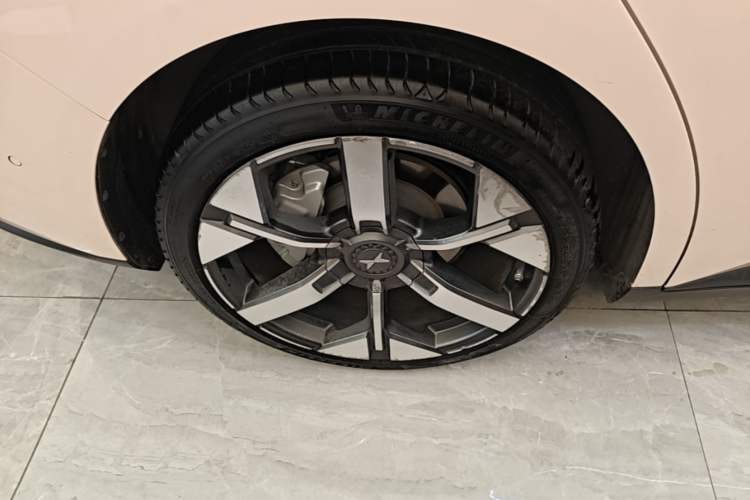 Used XPeng MONA M03 2024 620 with Ultra-Long Range Right Rear Wheel Hub