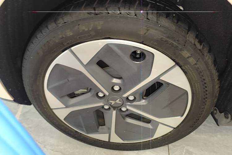 Used XPeng MONA M03 2024 515 Long-Range Right Rear Wheel Hub