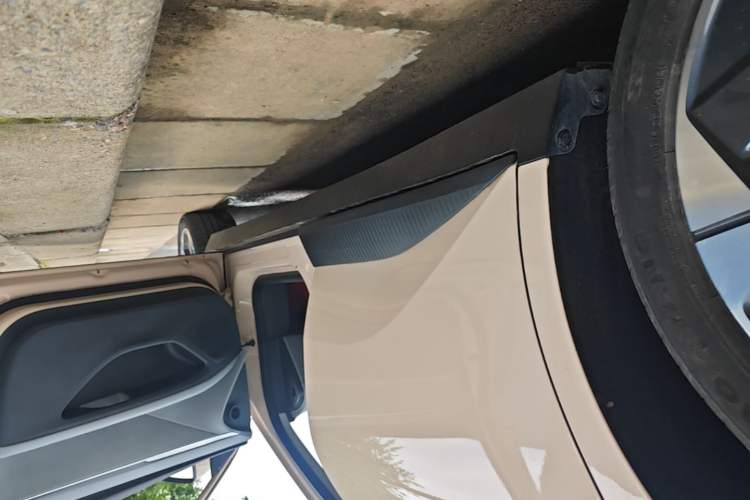Used XPeng MONA M03 2024 515 Long-Range Right Side Sill