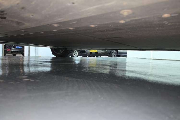Used XPeng MONA M03 2024 515 Long-Range Right Side Sill