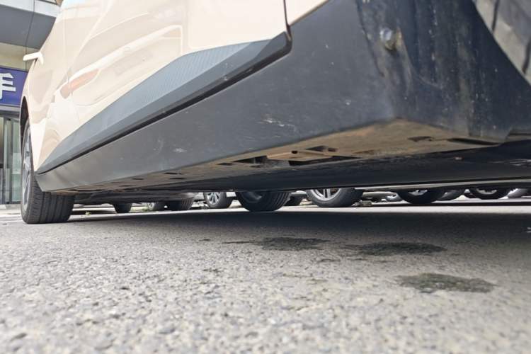 Used XPeng MONA M03 2024 515 Long-Range Right Side Sill