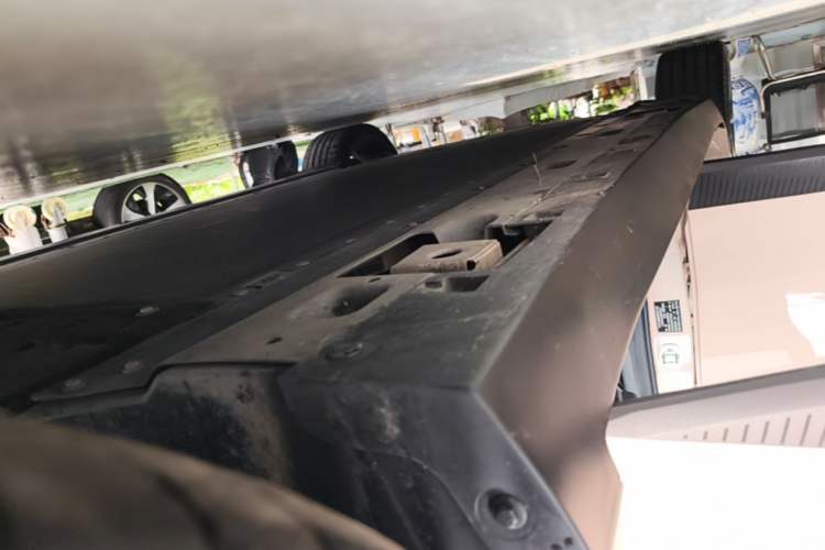 Used XPeng MONA M03 2024 620 with Ultra-Long Range Right Side Sill