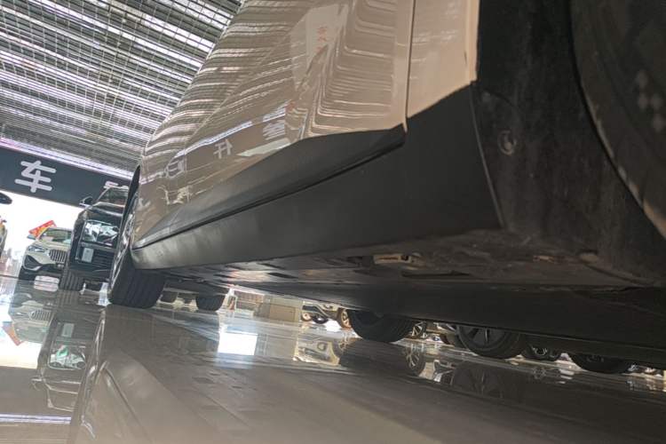 Used XPeng MONA M03 2024 515 Long-Range Right Side Sill