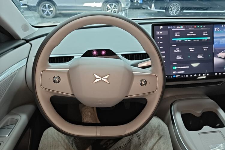 Used XPeng MONA M03 2024 620 with Ultra-Long Range Steering Wheel