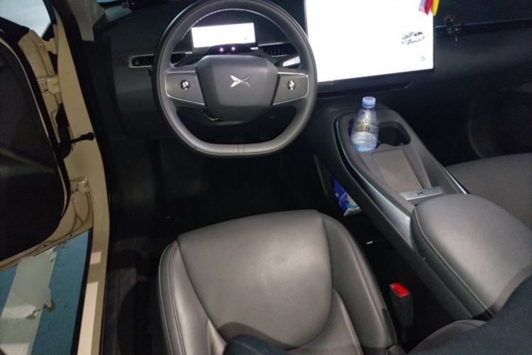 Used XPeng MONA M03 2024 620 with Ultra-Long Range Steering Wheel