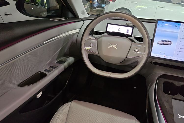 Used XPeng MONA M03 2024 620 with Ultra-Long Range Steering Wheel