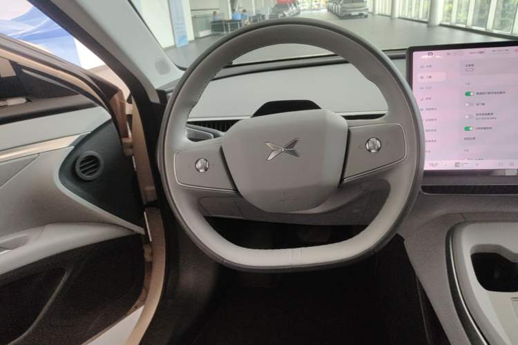 Used XPeng MONA M03 2024 515 Long-Range Steering Wheel