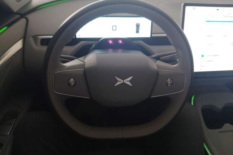 Used XPeng MONA M03 2024 620 with Ultra-Long Range Steering Wheel