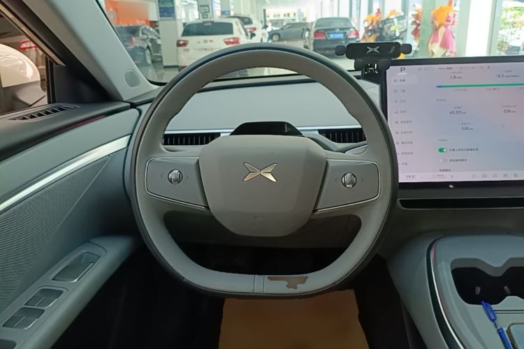 Used XPeng MONA M03 2024 620 with Ultra-Long Range Steering Wheel