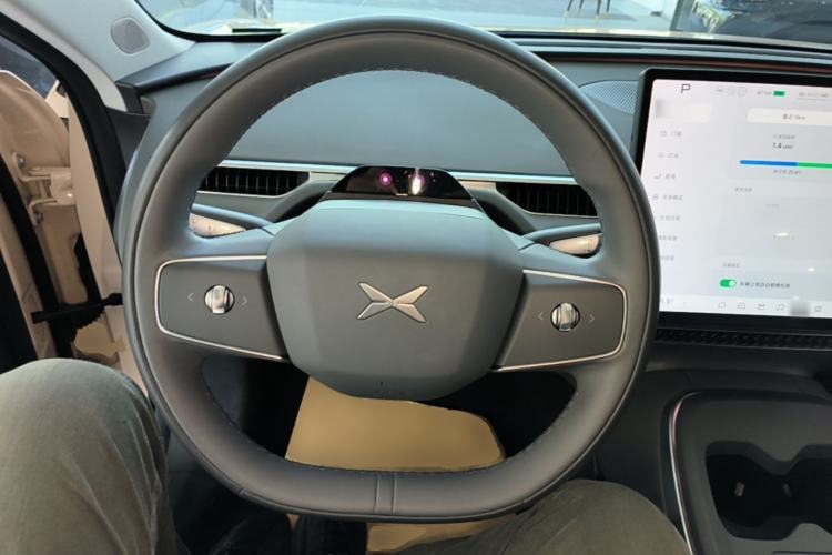 Used XPeng MONA M03 2024 620 with Ultra-Long Range Steering Wheel