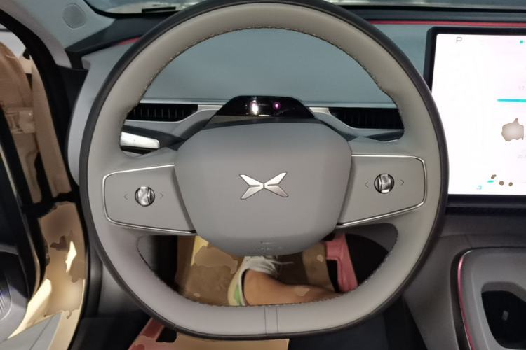 Used XPeng MONA M03 2024 620 with Ultra-Long Range Steering Wheel