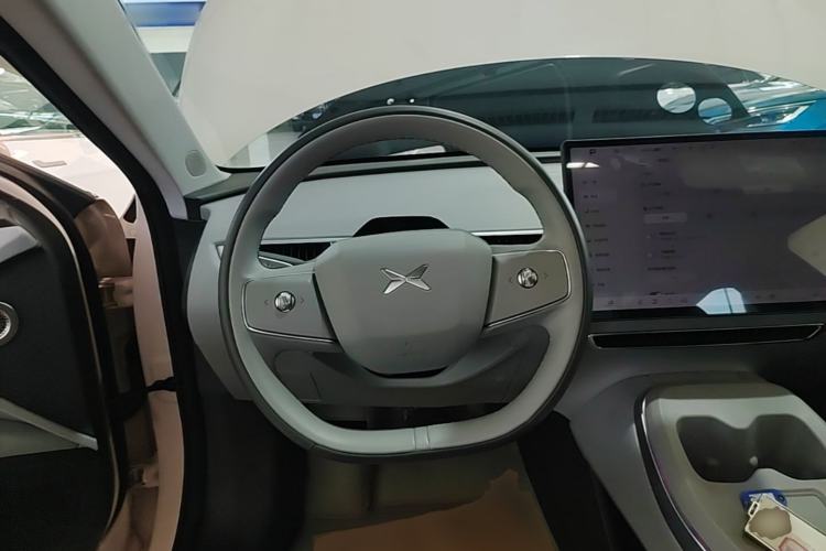 Used XPeng MONA M03 2024 620 with Ultra-Long Range Steering Wheel