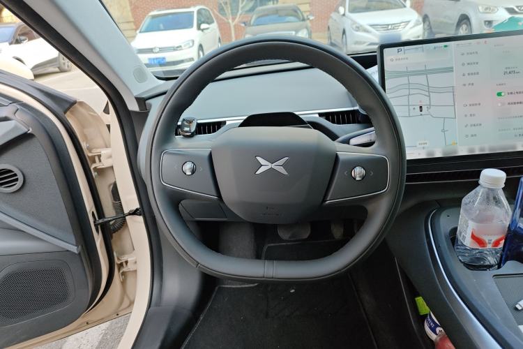 Used XPeng MONA M03 2024 620 with Ultra-Long Range Steering Wheel
