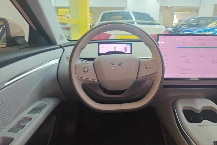 Used XPeng MONA M03 2024 620 with Ultra-Long Range Steering Wheel