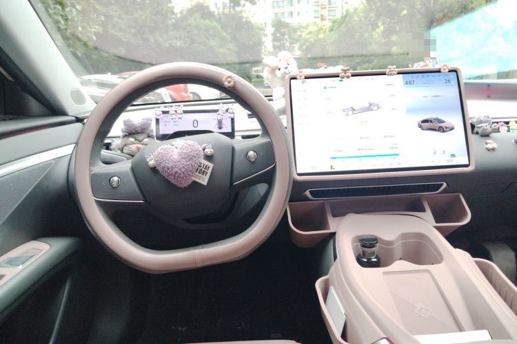 Used XPeng MONA M03 2024 620 with Ultra-Long Range Steering Wheel