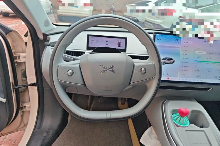 Used XPeng MONA M03 2024 620 with Ultra-Long Range Steering Wheel