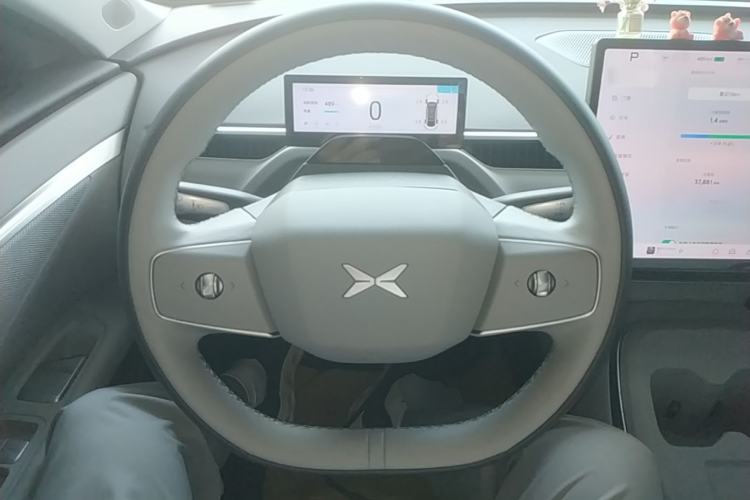Used XPeng MONA M03 2024 620 with Ultra-Long Range Steering Wheel