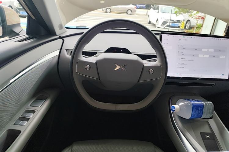 Used XPeng MONA M03 2024 620 with Ultra-Long Range Steering Wheel