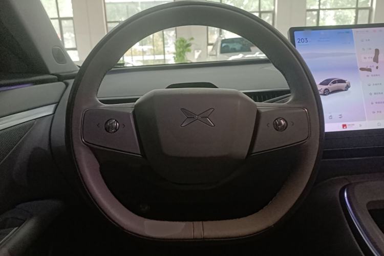 Used XPeng MONA M03 2024 620 with Ultra-Long Range Steering Wheel